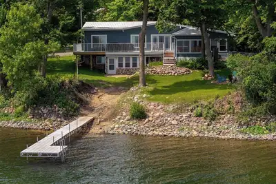 Image de Game Room! Sleeps 13- Newly Remodeled- Sports Channels & More- Great Fishing!