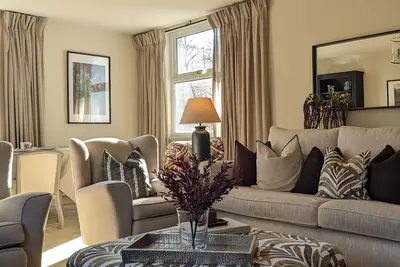 Cosy Scottish cottage -close to Loch Awe & Oban - family & dog freindly.