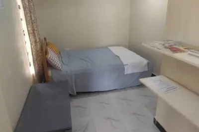 Image de Studio Apartment along Southern Bypass. Serene views.