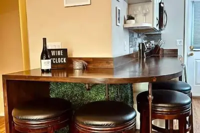 Image de Rustic-modern style Alaskan retreat