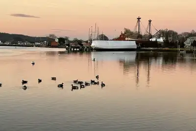 Image de Historic Waterfront Home and Cottage