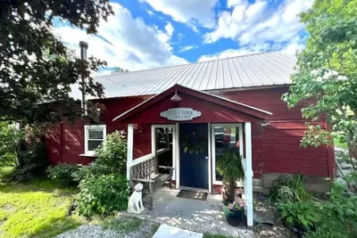 Image de Cottage at Over & Under Farm