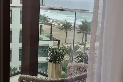 Image de Branded /beach apartment managed by the Address Beach & Mountain view