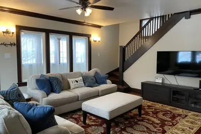 Image de Serene Home One Block From Lake Michigan