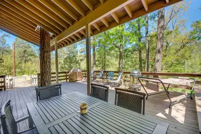 Image de Prescott Cabin Rental: Game Room & Mountain Views!