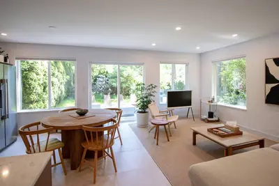 Image de The Abode & Cedar Barrel Sauna in Robert's Creek