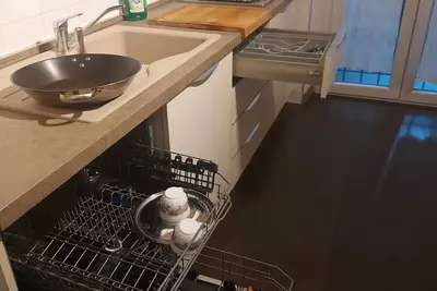 Image de Beside metro B!