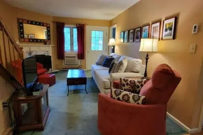 Image de Multi Level Condo with room for everyone, # 335