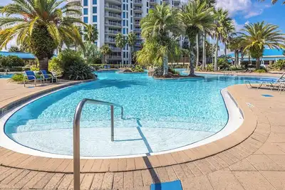 Image de Spring/Summer specials! Balcony pool and Gulf views - Pickle ball – Shuttle +