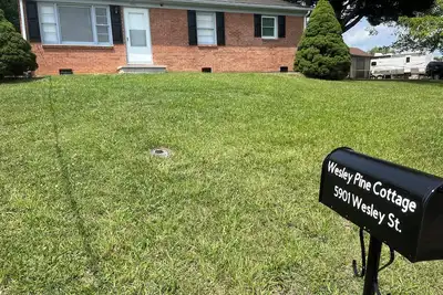 Image de Brick Ranch 5 minutes off I-81, close to Ru & Virginia Tech, sleeps 8