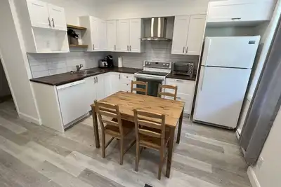 Image de Super 5, 5 neuf à quelques mètres de tous les services de la 3 avenue à Limoilou