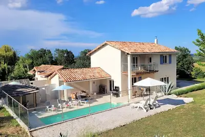 Image de Villa centre Pays Cathare Carcassonne le charme et l'élégance sont les mots clés
