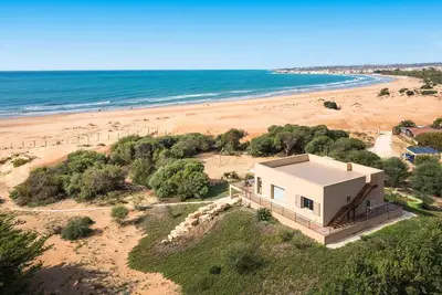 Image de Vue sur la mer et accès direct à la plage de sable