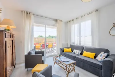 Image de Gîte familial 12 pers. avec jardin clos, proche Paris et sites touristiques, tous services inclus