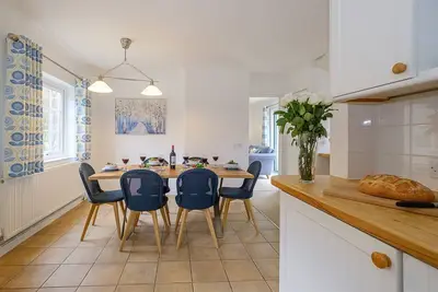 Image de Annie's House - sleeps 6 guests in 3 bedrooms