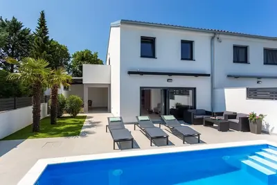 Image de Villa T & k with private pool on Krk
