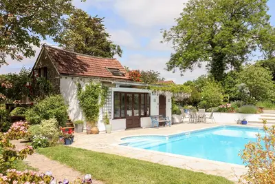 Image de Shillings Cottage, pet friendly, with pool in Hemyock