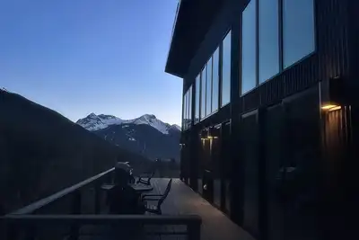 Image de Elevated Living Mountain Retreat