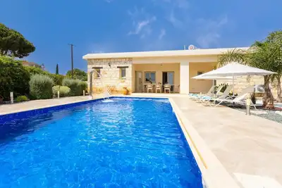Image de Villa Elite - Quatre Chambres Villa, Couchages 9