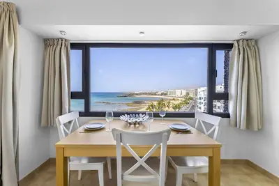 Image de Apartamentos Arrecife Playa 550