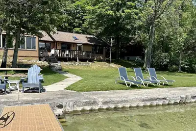 Image de Come Enjoy Little Traverse Lake, and the many splendors of Leelanau County.