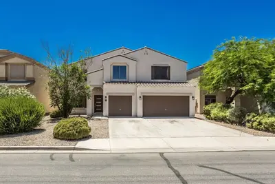 Image de Spacious Friends & Family Getaway