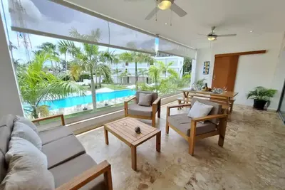 Image de Seaside Getaway in Prime Location