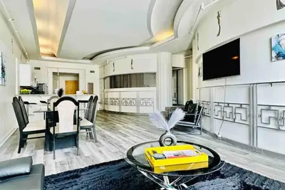 Image de Executive Vacation Suite for 4