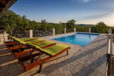 Image de Villa Menalo - Four Bedroom Villa with Swimming Pool