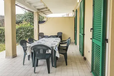 Image de M329 - Marcelli, one bedroom apartment with garden and garage