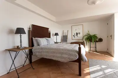 Image de Its A Room In A Shared House