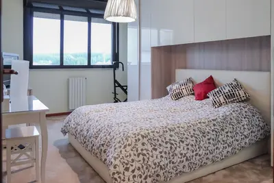 Image de Comfy Countryside Apt with Balcony & Parking!