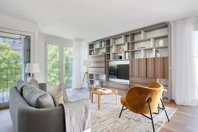 Image de Luxe Escher Wyss 2br w/ Storage & W/D, nr Station, by Blueground