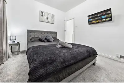 Image de Bromley - Modern Apt - Sleeps 6 - Free Parking - Central London 25mins by Train