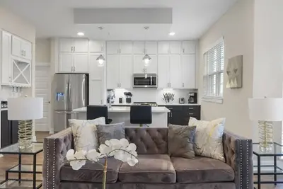 Image de Reluxme | Cozy 2br Retreat Near Carowinds + Pool