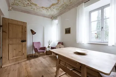 Image de Appartement 'Ansitz Layshof Apt Hauskapelle' avec vue sur la montagne, jardin partagé et Wi-Fi