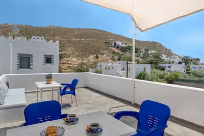 Image de Appartement dans un hôtel \"Pico Bello Patmos 16\" avec terrasse privée, jardin partagé et Wi-Fi