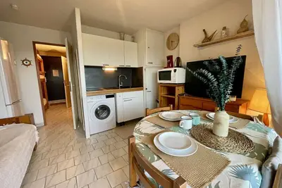 Image de Agréable T3 cabine avec piscine et parking à 2 pas de la plage