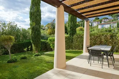 Image de Saint Tropez Golf - Maison Coquelicot