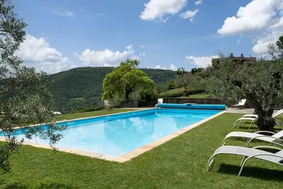 Maison de vacances privée avec piscine, Wifi, climatisation, bain à remous, Tv, terrasse