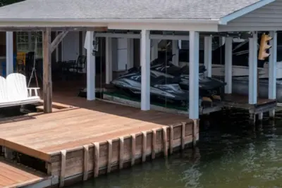 Image de Amazing Lakefront View, Firepit, Flat Yard, Kayak, Dock Swing, Sunsets