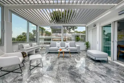 Image de South Blue Sea View Apartment