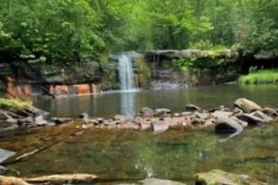 Image de 4 bedroom lakehome with bonus room that sleeps and additional 4.