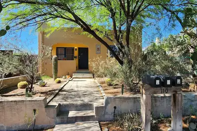 Image de Casa Lupita near downtown Tucson!