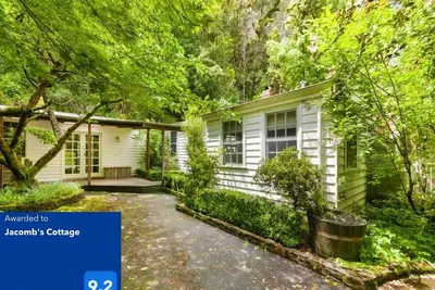 Image de Jacomb's Cottage and Studio. Enjoy the Tranquillity. Walk to Town