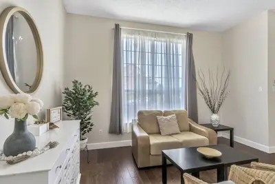 Image de Cozy Home w\/ Firepit + Backyard in Plano