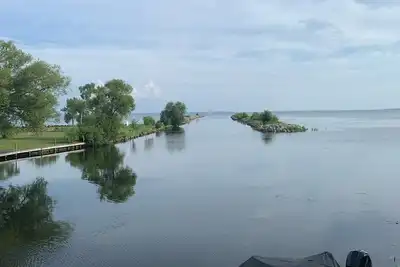 Image de Cozy Lakefront Cottage