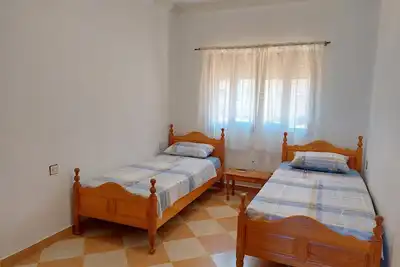 Image de Family-sized apartment, 5 min from the beach!