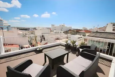 Isa SkyHouse Algarve
