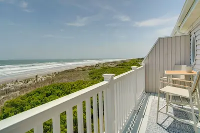 Charming Brigantine Condo Rental: Steps to Beach!